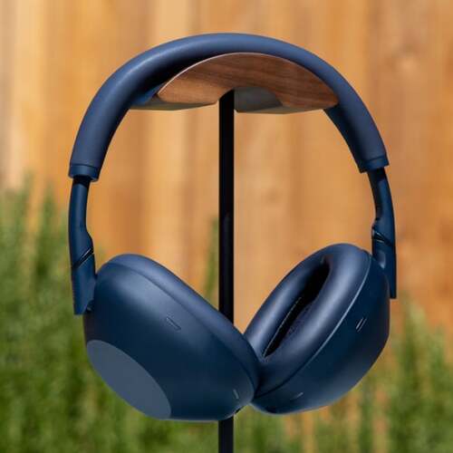 Sony WH-1000XM6 Review: Better Noise Cancellation Than Bose