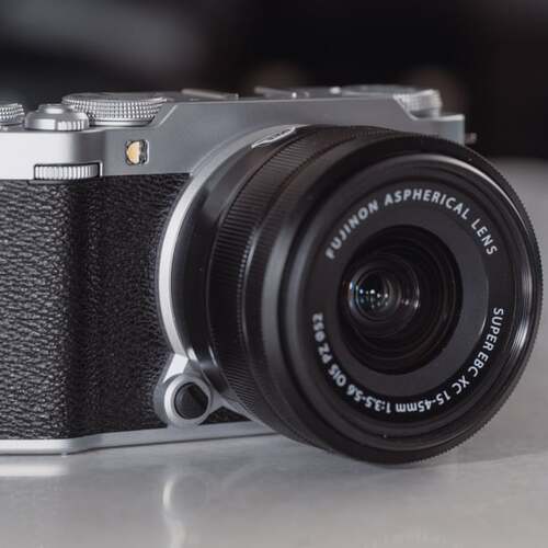 Despite an Absent EVF, Fujifilm's X-M5 Is a Fine Mirrorless Camera