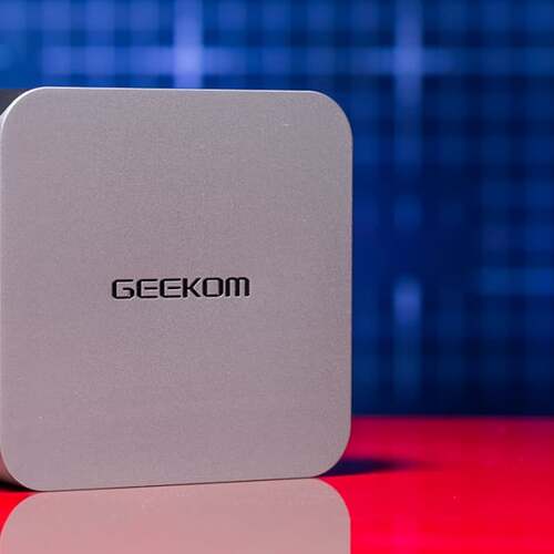 Geekom A6 Mini Review: A Solid Crack at a Mock Mac
