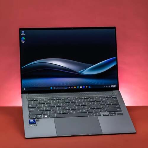 Asus Zenbook S 14 (UX5406) Tested: An Ultralight That's Almost All Right