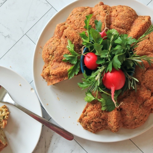 Impress Your Guests With a Stuffing Bundt Cake