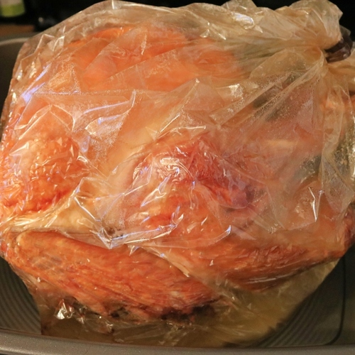 Roasting the Turkey in an Oven Bag Is Helpful, Actually