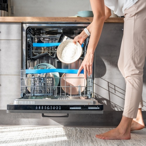 Using Your Dishwasher More Could Actually Save You Water