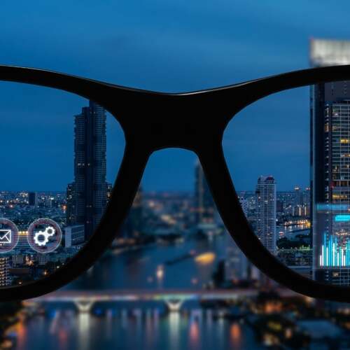 Why 2025 Is the Year of the Smart Glasses