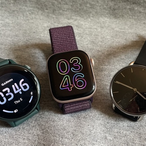 These Are the Best Smartwatches for Walking and Hiking
