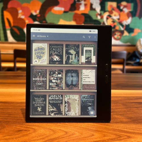 This Is the Best Color E-Reader You Can Buy