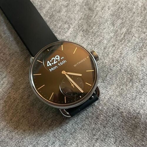 The Withings Scanwatch 2 Is a Smartwatch That Doesn’t Look Like One