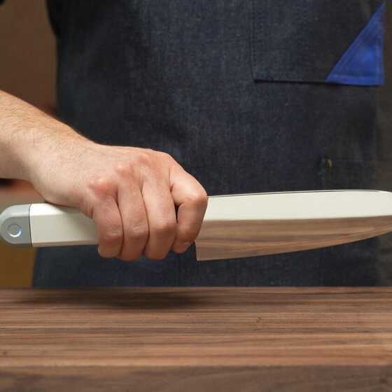 What It's Like to Slice Food With an Ultrasonic Knife That Vibrates 30,000 Times Per Second
