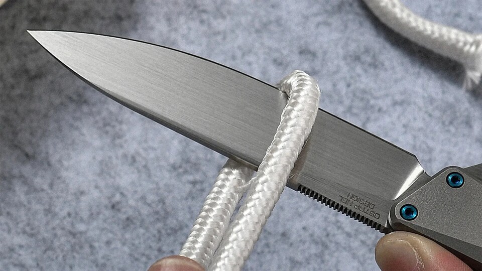 An Underrated EDC Brand Gives Its Sleek Gentleman’s Knife a Premium Performance Update